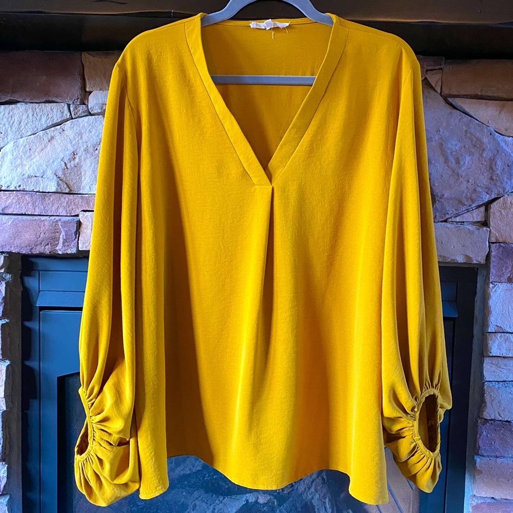 ☀️🌻 Mustard Blouse 🌻☀️